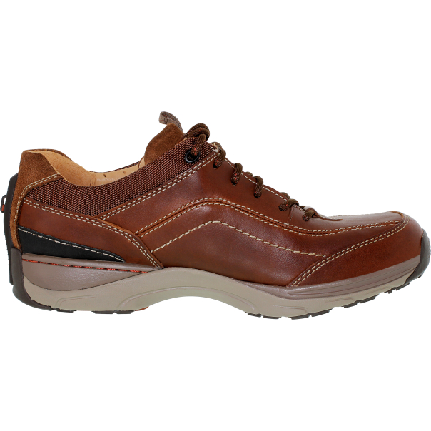 Clarks Men's Skyward Vibe Ankle-High Leather Walking Shoe
